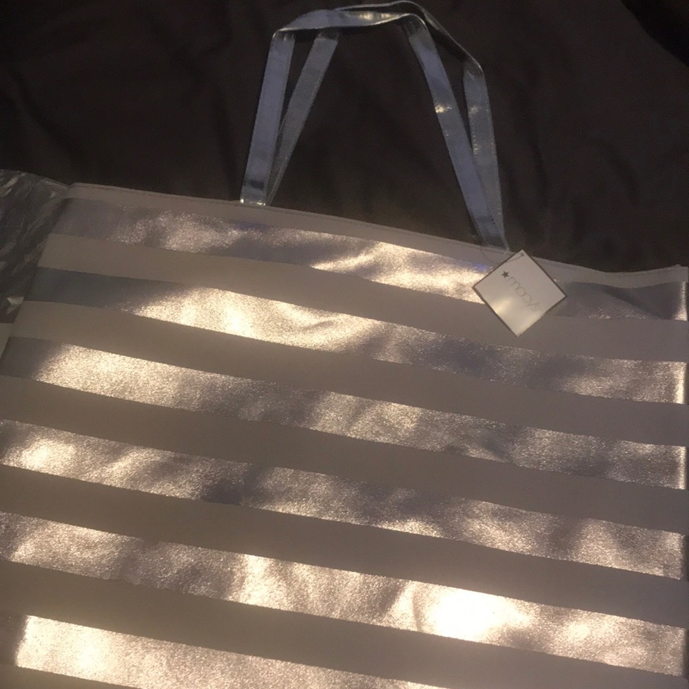 Large Macy’s Tote